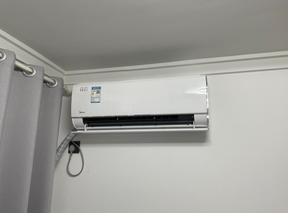 多聯(lián)機空調(diào)控制器：精準(zhǔn)環(huán)境的智慧指揮官